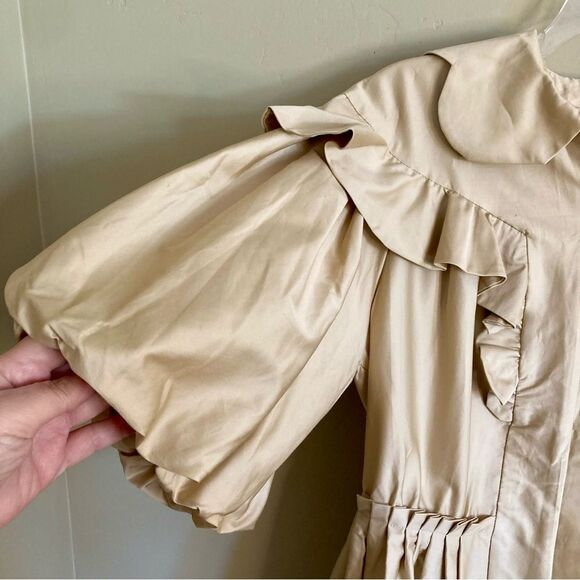 NEW FARM Rio Beige Short Sleeve Mini Dress Ruffle Peter Pan Puffed Size S or M - Picture 11 of 16